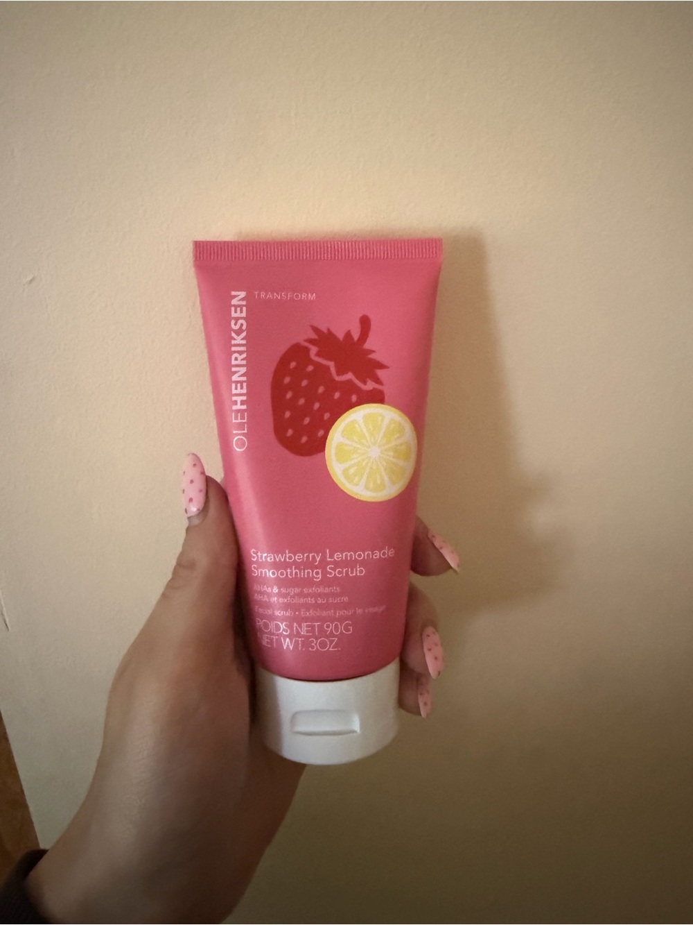 OLEHENRIKSEN Strawberry Lemonade Smoothing Scrub - Pink